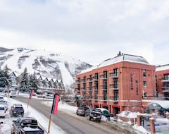 Khách sạn Great Location, Plenty Of Space, Short Walk To Skiing + Wood-burning Fireplace (Park City, Hoa Kỳ)
