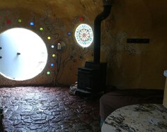 Entire House / Apartment Magic Underground Hobbit Hole (Gasquet, USA)