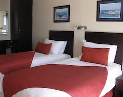 Hotel Algoa Bay Bed & Breakfast (Humewood, South Africa)