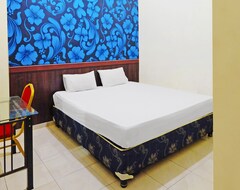 Hotelli Oyo 92710 Losmen Tjabe Merah (Mataram, Indonesia)
