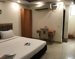 Khách sạn Hotel Klick International Couple Friendly (Delhi, Ấn Độ)