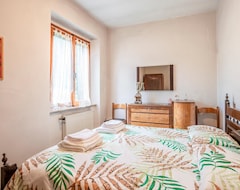 Toàn bộ căn nhà/căn hộ 3 Bedroom Accommodation In S.lorenzo Al L.fiastra (Fiastra, Ý)