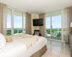 Nice 1bd/1.5ba @ Exclusive Hotel Aria - Direct Bay/pool Views (Coconut Grove, ABD)