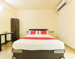 Hotel Oyo 82484 Vr Lodge (Alappuzha, India)