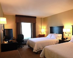 Hotel Hampton Inn & Suites Laval Quebec (Laval, Canada)
