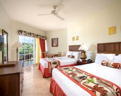 Khách sạn Coyaba Beach Resort (Grand Anse Bay, Grenada)