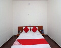 Khách sạn OYO 14837 Hotel Uberoi Anand (Bareilly, Ấn Độ)