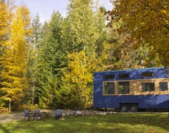 Koko talo/asunto Modern Private Tiny Home In The Forest (Winlaw, Kanada)