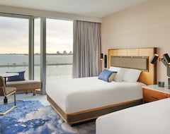 Hotel Curio Collection By Hilton Navy Pier Chicago, Il (Chicago, USA)