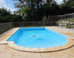 Toàn bộ căn nhà/căn hộ House With Pool Near Dordogne And Lascaux (Ussac, Pháp)