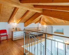 Toàn bộ căn nhà/căn hộ Apartment Casa Sara In Lago Di Mezzola - 5 Persons, 1 Bedrooms (Novate Mezzola, Ý)