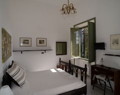 Bed & Breakfast Vigna Dell'Agrifoglio - Bed And Breakfast (Velletri, Ý)