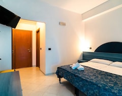 Khách sạn Apulia Hotel Forte Club Scalea (Scalea, Ý)