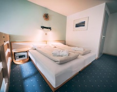 Hotel H (Eguisheim, Francia)