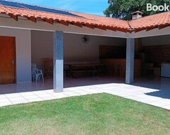 Entire House / Apartment Chacara De Lazer Completa, Marialva. (Marialva, Brazil)