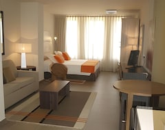 Khách sạn Eco Alcala Suites (Madrid, Tây Ban Nha)