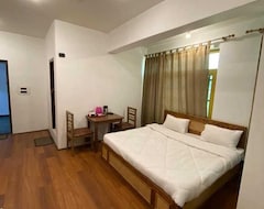 Hotel OYO 29632 Chinar Cottage (Anantnag, Indija)