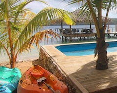 Hotelli Tongan Beach Resort (Neiafu, Tonga)