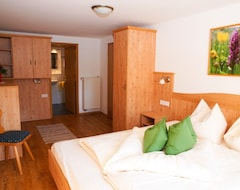 Toàn bộ căn nhà/căn hộ Apartment / App. For 5 Guests With 75M² In Böbing (115048) (Obing, Đức)