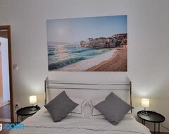 Koko talo/asunto Beach Apartments Maris (Rogoznica, Kroatia)