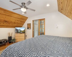 Hele huset/lejligheden Solitude Four-Bedroom Holiday Home (Swanton, USA)