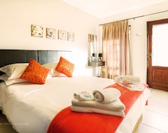 Hotel OR Tambo Guest House (Kempton Park, South Africa)