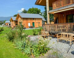 Toàn bộ căn nhà/căn hộ Vacation Home Chalet Panorama Superior Für 10 P In Sankt Georgen Am Kreischberg - 10 Persons, 5 Bedrooms (Sankt Georgen am Walde, Áo)