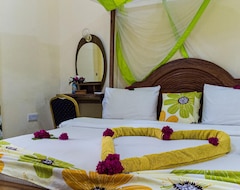 Hotel Green Bungalow & Kichnet Nungwi (Zanzibar Ciudad, Tanzania)