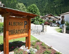 Hotel Albergo Miramonti (Arta Terme, Italy)