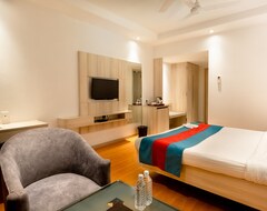 Hotel Express Inn (Vasai-Virar, India)