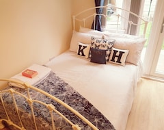 Hotel Kathleen House Plus (Londres, Reino Unido)