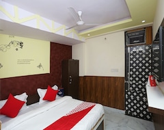 OYO 15994 Hotel Bullet Inn & Lounge (Kota, India)