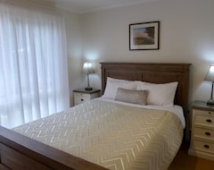 Hotel Daysy Hill Country Cottages (Port Campbell, Australia)