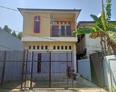 Otel OYO 93073 Penginapan 69 (Jayapura, Endonezya)