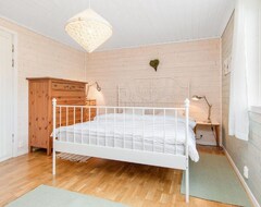 Toàn bộ căn nhà/căn hộ Fred Full - Family Friendly - Good Air Child Friendly. Rich Naturliv- Cozy (Askøy, Na Uy)