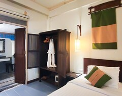 Khách sạn Nomads Eco Resort (Klong Muang, Thái Lan)