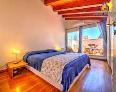 Toàn bộ căn nhà/căn hộ Beautiful Apartment In The Heart Of Cefalu Overlooking The Cathedral (Cefalu, Ý)