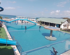 Nassim & Beach Resort (Santa Ana, Filippinerne)