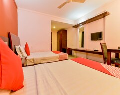 Hotel OYO 15426 Picasso Castle (Alappuzha, India)