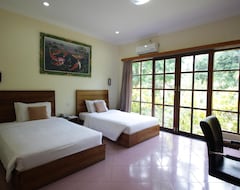 Hotelli Ring Sameton Inn (Jungut Batu Beach, Indonesia)
