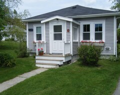 Casa/apartamento entero Fresh And Airy Cottage In Historic Village By Penobscot Bay (Castine, EE. UU.)