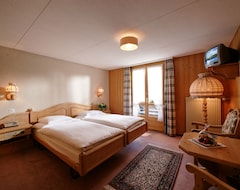 Hotelli Hotel Alpenrose Wengen - Bringing Together Tradition And Modern Comfort (Wengen, Sveitsi)