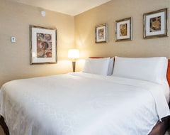 Hotelli Allure Hotel & Conference Centre, Ascend Hotel Collection (Barrie, Kanada)