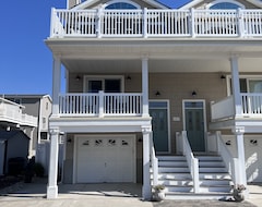 Hele huset/lejligheden Sea Isle Townhouse With A Private Salt Water Pool (Sea Isle City, USA)
