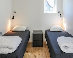 Hele huset/lejligheden 2 Bedroom Accommodation In Löttorp (Böda, Sverige)