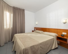 Hotelli Apartaments Blau (Lloret de Mar, Espanja)