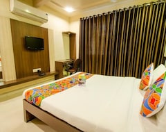 Hotel Sanket Inn (Pune, India)