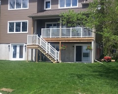 Toàn bộ căn nhà/căn hộ New Open/modern Waterfront Home/cottage (Elmvale, Canada)
