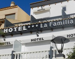 Khách sạn Hotel La Familia (El Campello, Tây Ban Nha)