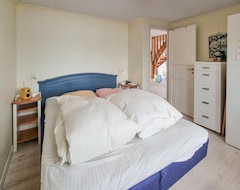 Toàn bộ căn nhà/căn hộ Accommodation With 3 Bedrooms In Resö (Tanum, Thụy Điển)